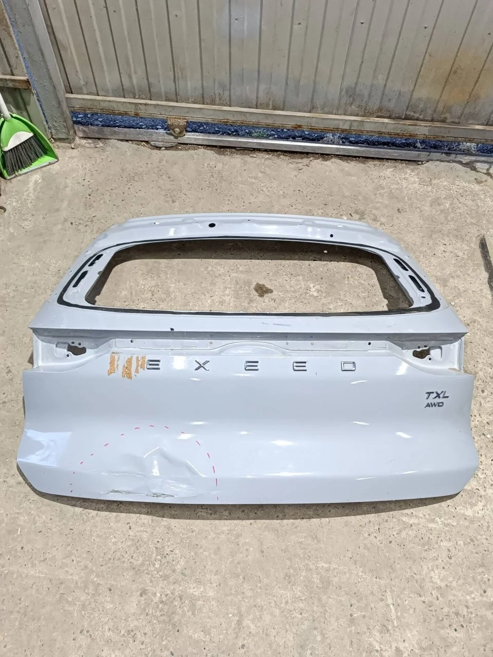 Крышка багажника Exeed TXL 509000737AADYJ