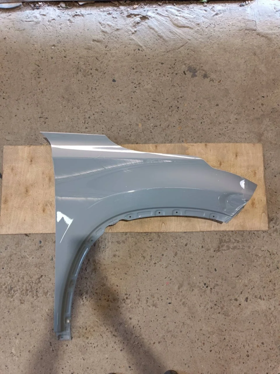 Крыло Exeed TXL 553000028ABDYJ, переднее правое