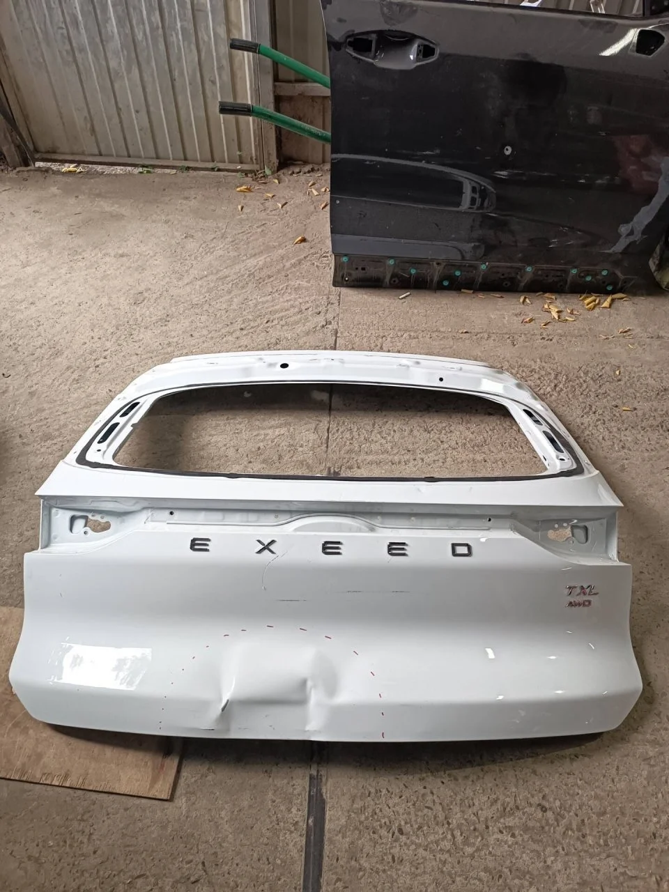 Крышка багажника Exeed TXL 509000737AADYJ