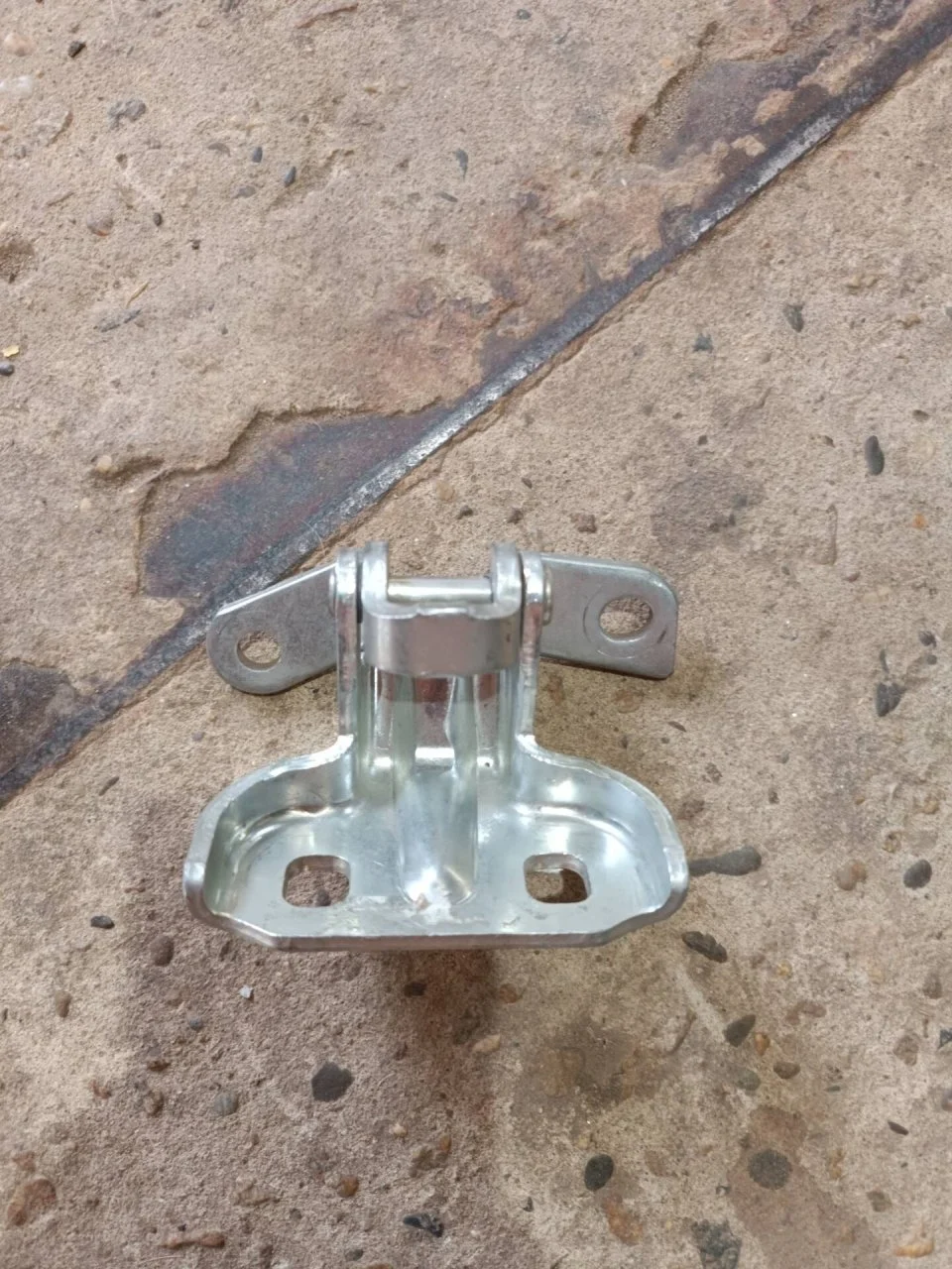 Петля двери Chevrolet Cruze 2009-2012 13501713, задняя левая