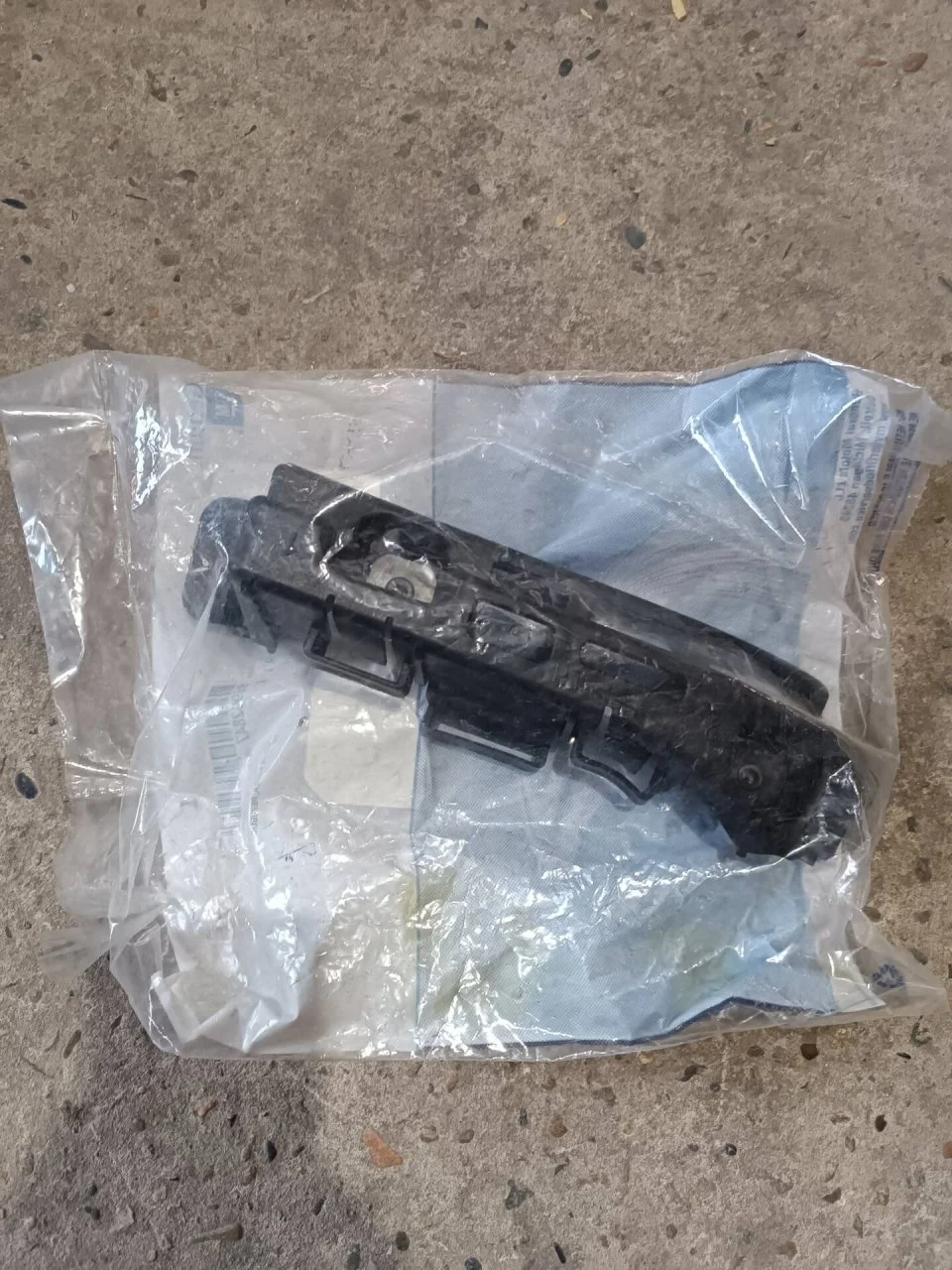 Кронштейн бампера Chevrolet Cruze 2009-2012 96962847, задний