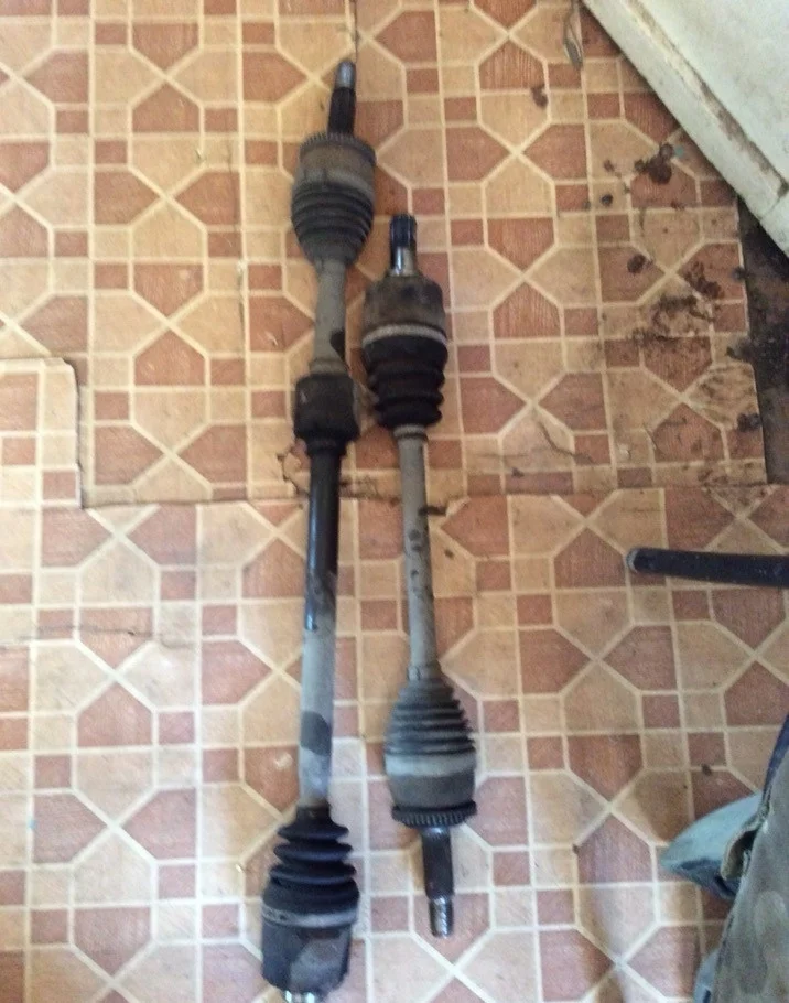 Привод Hyundai Solaris 49501H5000