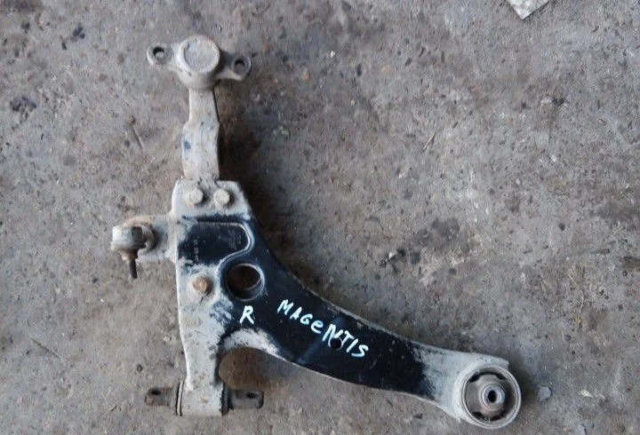 Рычаг Kia Magentis 2000-2007 5450138611, передний правый