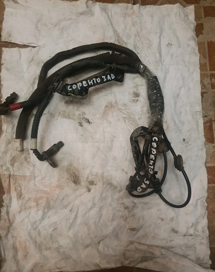 Датчик ABS Kia Sorento 2 2009-2012 956812W000, задний