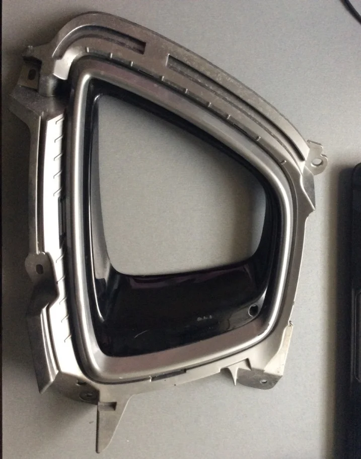 Накладка ПТФ Kia Sorento Prime 2012-2021 86525C5040, левая