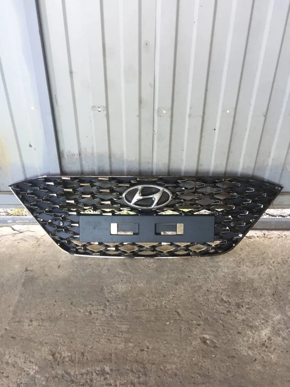 Решетка радиатора Hyundai Solaris 86366H5520