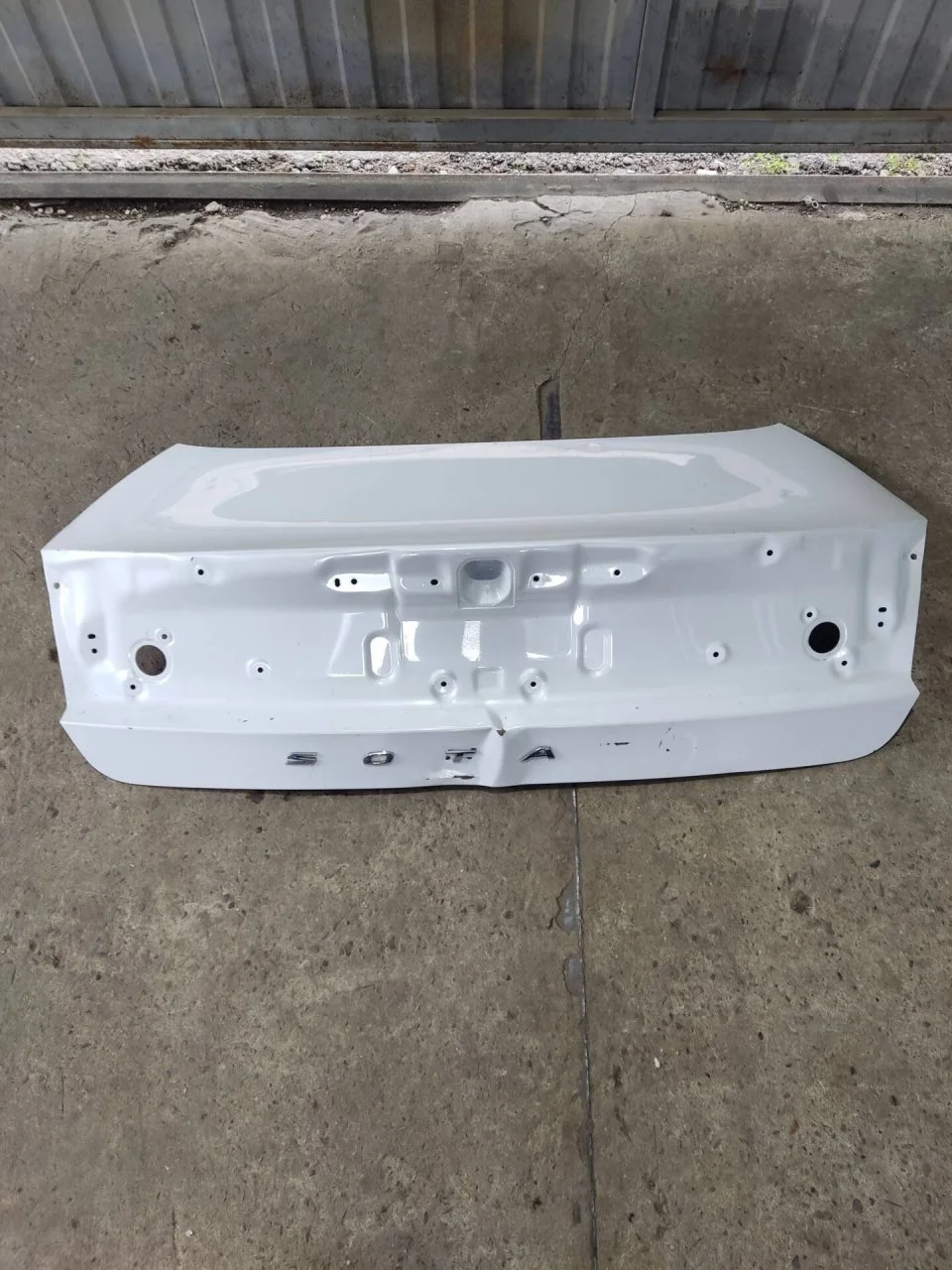 Крышка багажника Hyundai Sonata 8 2019-2023 69200L1010