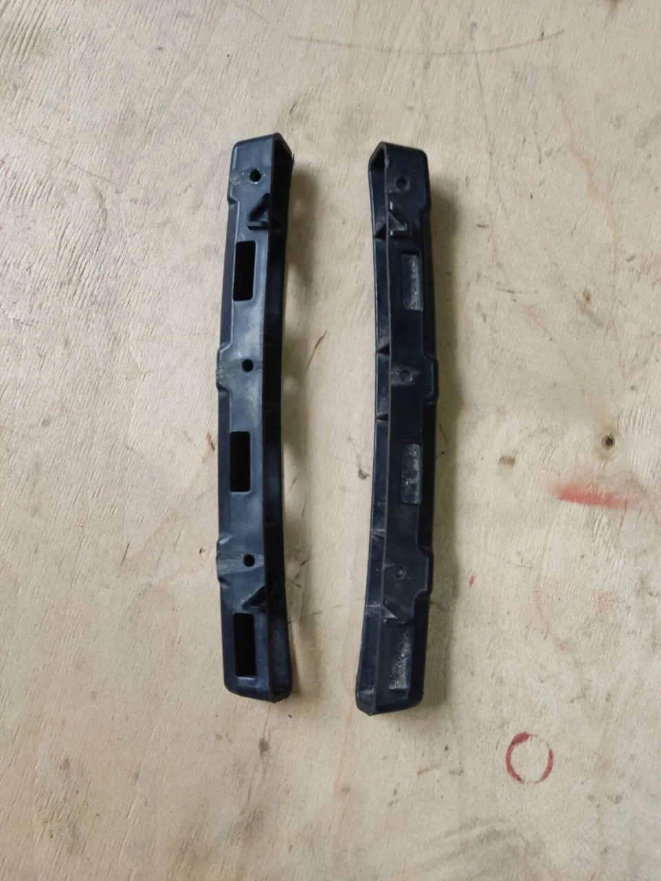 Кронштейн бампера Hyundai Solaris 86553H5000, передний