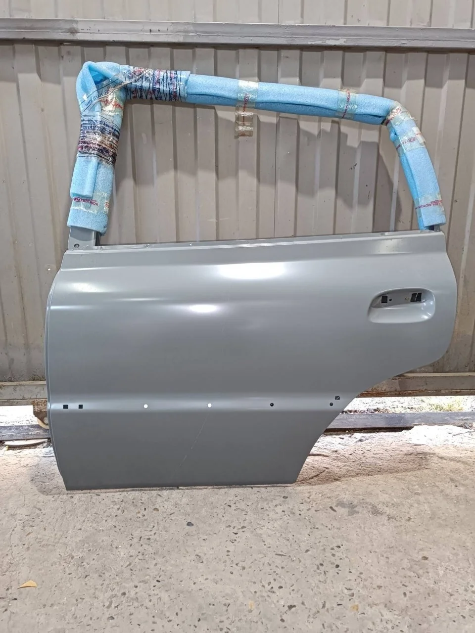 Дверь Kia Rio 1 2002-2005 77003FD310, задняя левая