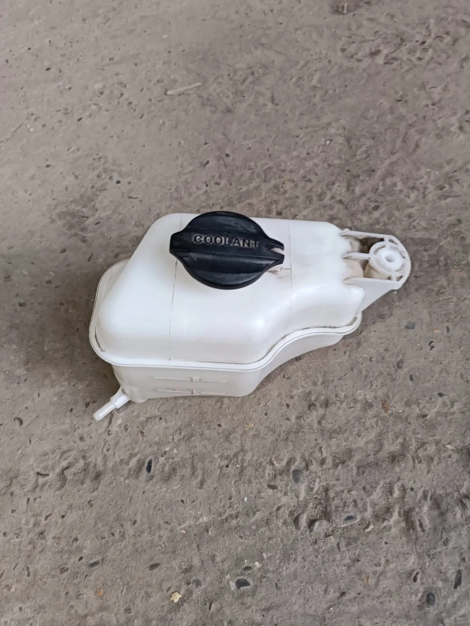 Бачок расширительный Hyundai Santa Fe 3 254302W000