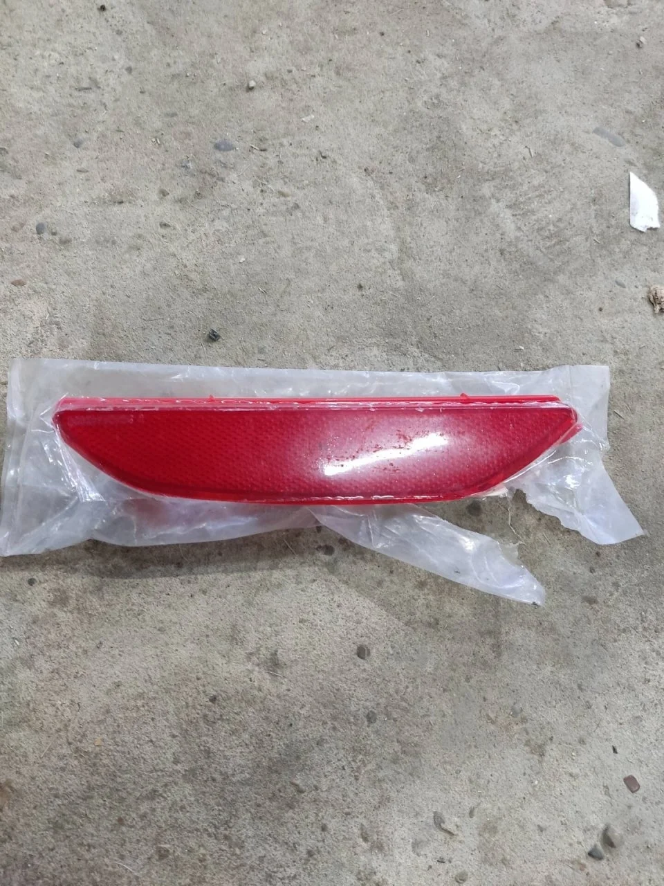 Катафот бампера Kia Rio 3 924064X000, задний правый