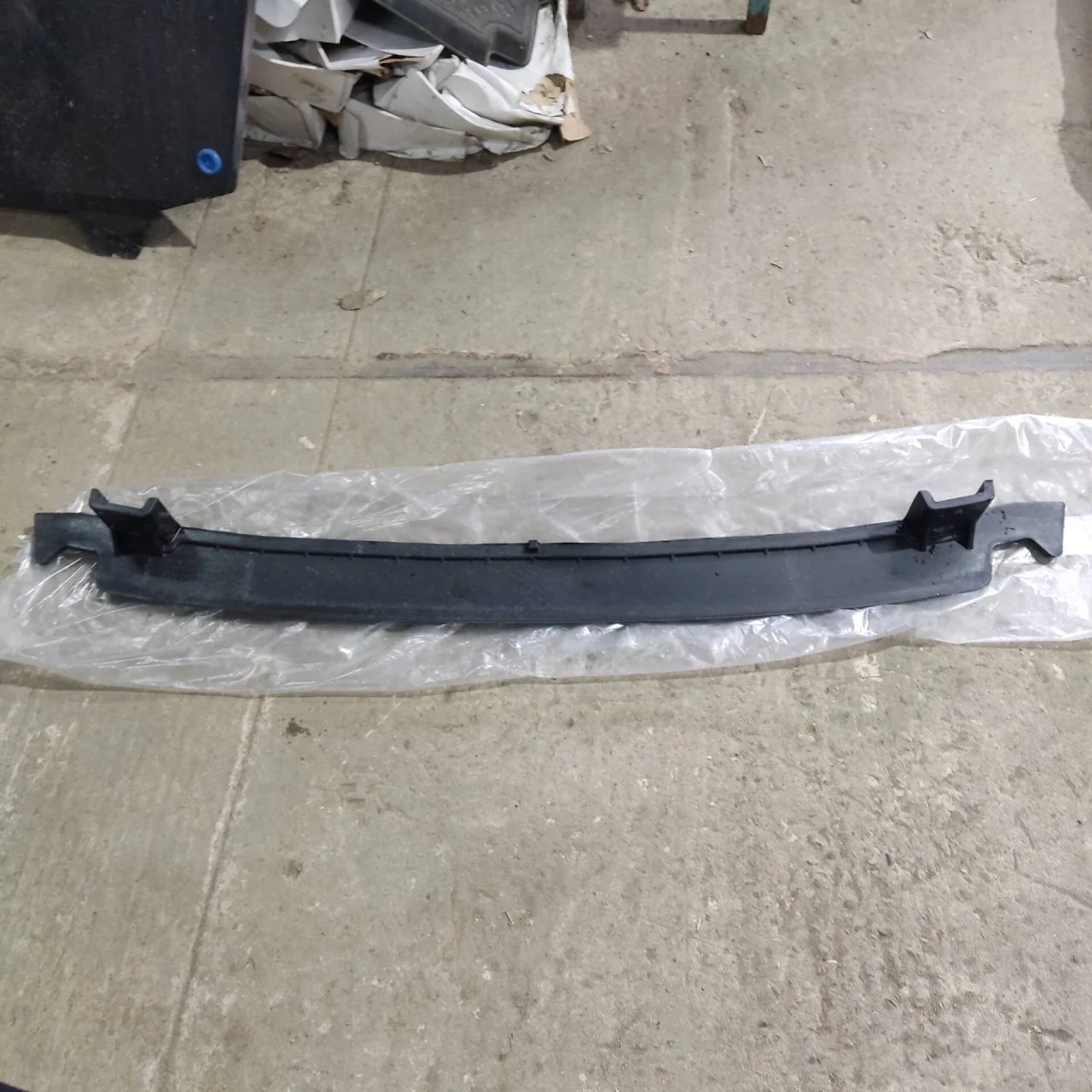 Усилитель бампера Hyundai Creta 2016-2020 86571M0000, передний