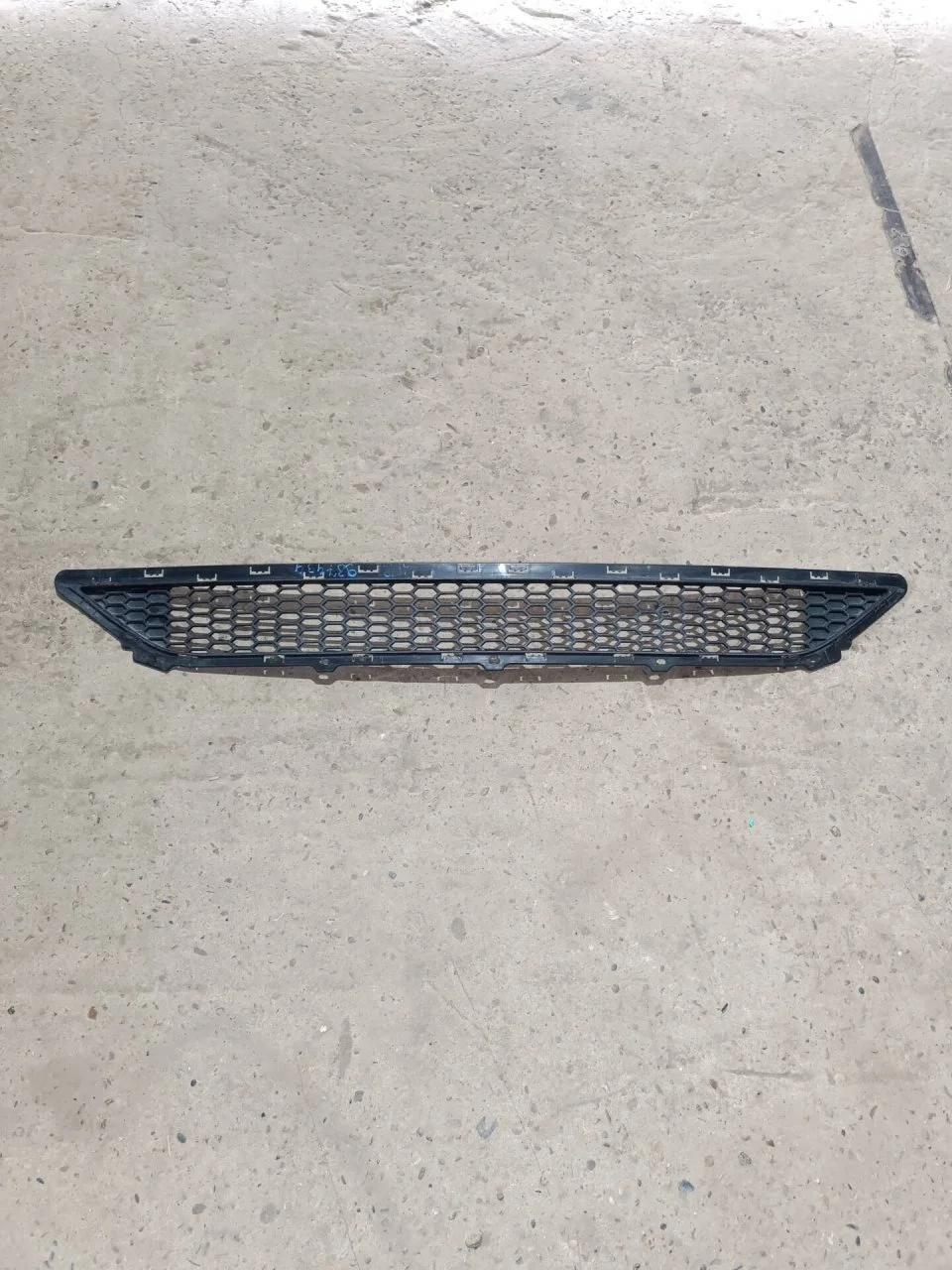 Решетка бампера Hyundai Tucson 3 86561D7000