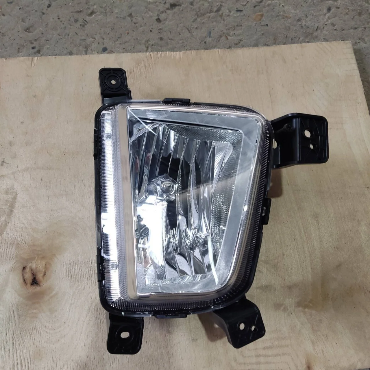 ПТФ Hyundai Creta 92202M0000, правый