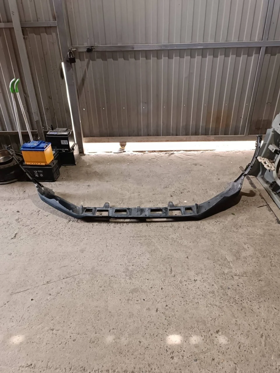 Юбка бампера Hyundai Santa Fe 4 86512S1000, передняя