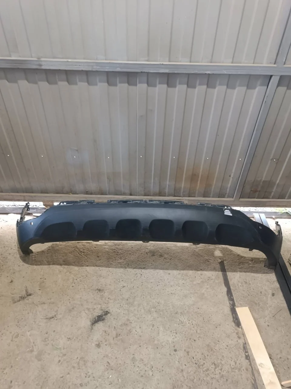 Юбка бампера Kia Sportage 4 86612F1500, задняя