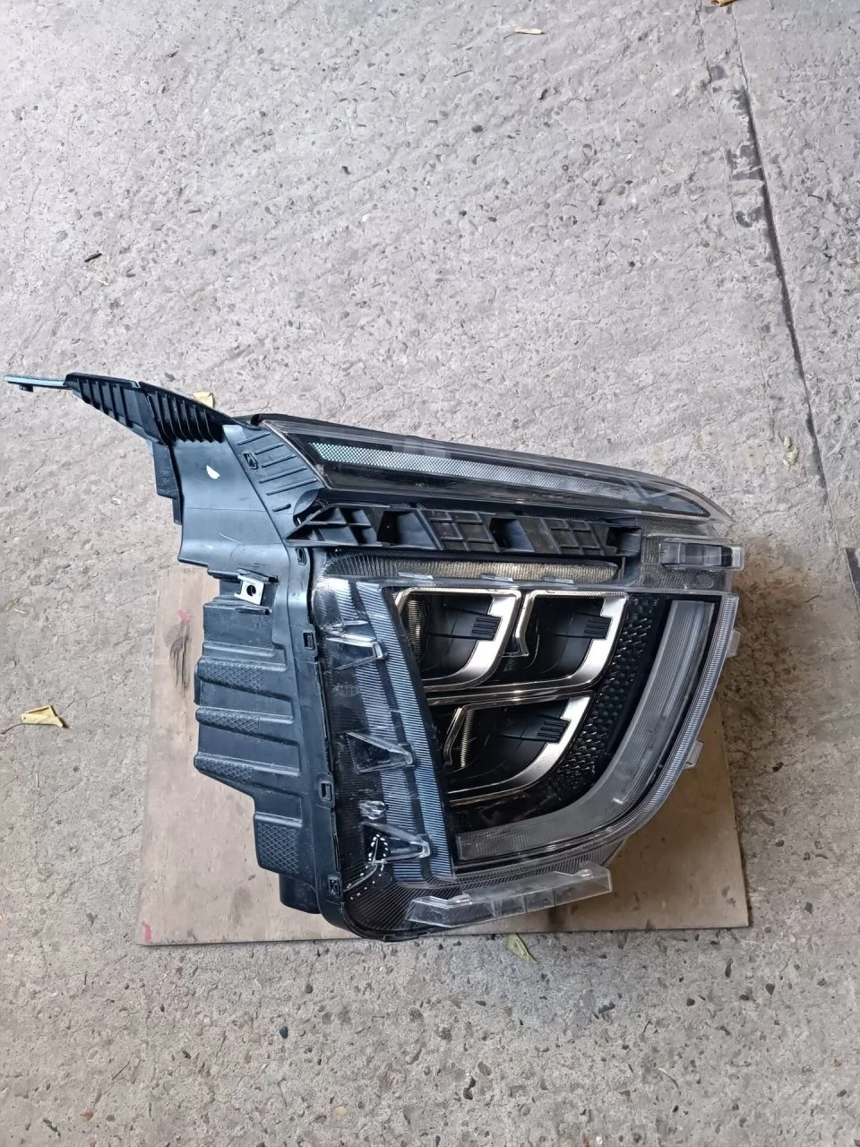 Блок фары Hyundai Creta 92102BW110, правый