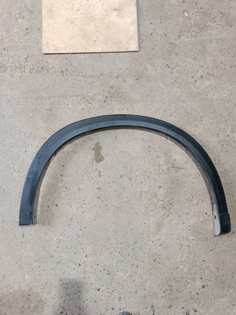 Молдинг крыла Mazda CX 5 KB7W51W21, передний правый
