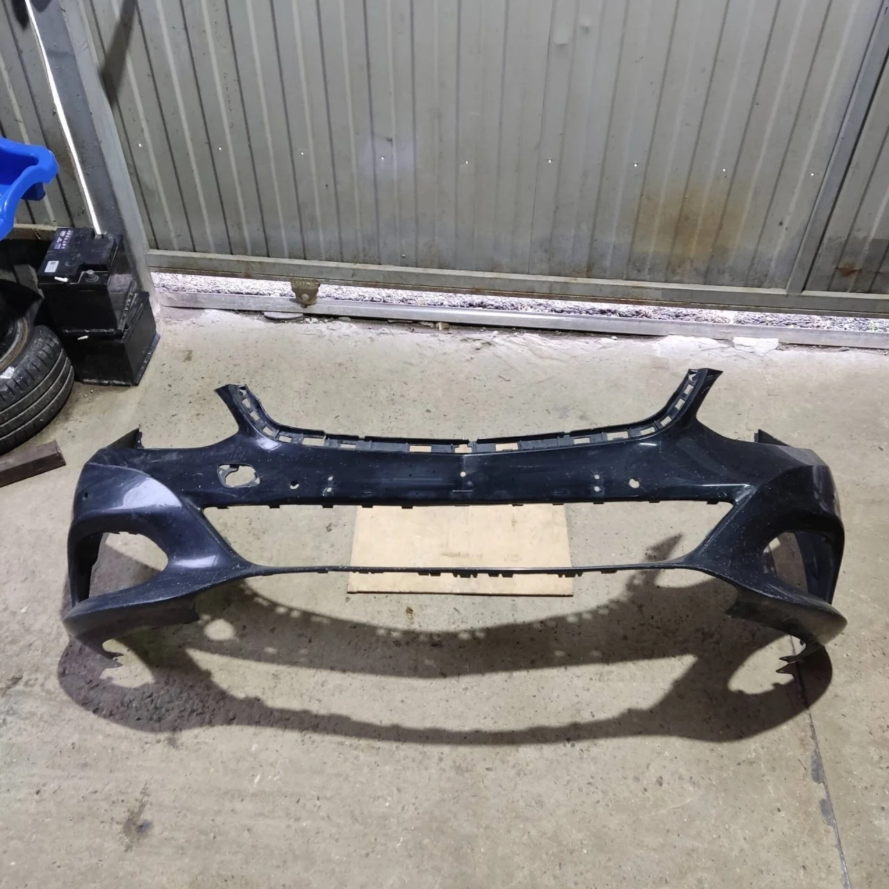 Бампер Mercedes E A2128851438 W212, передний