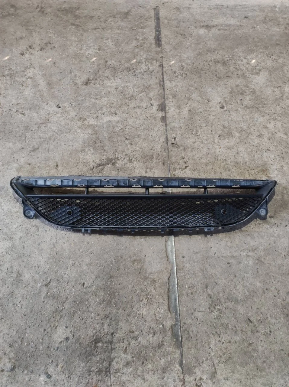 Решетка бампера Mercedes E A2138856900 W213, передняя