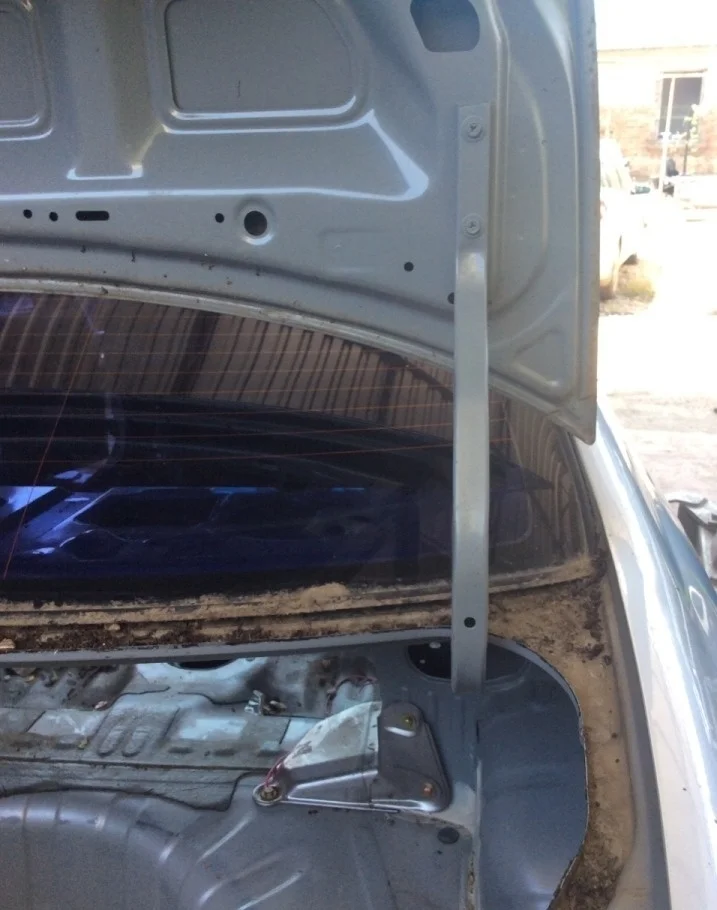 Петли крышки багажника Nissan Almera Classic 8440095F0A B10