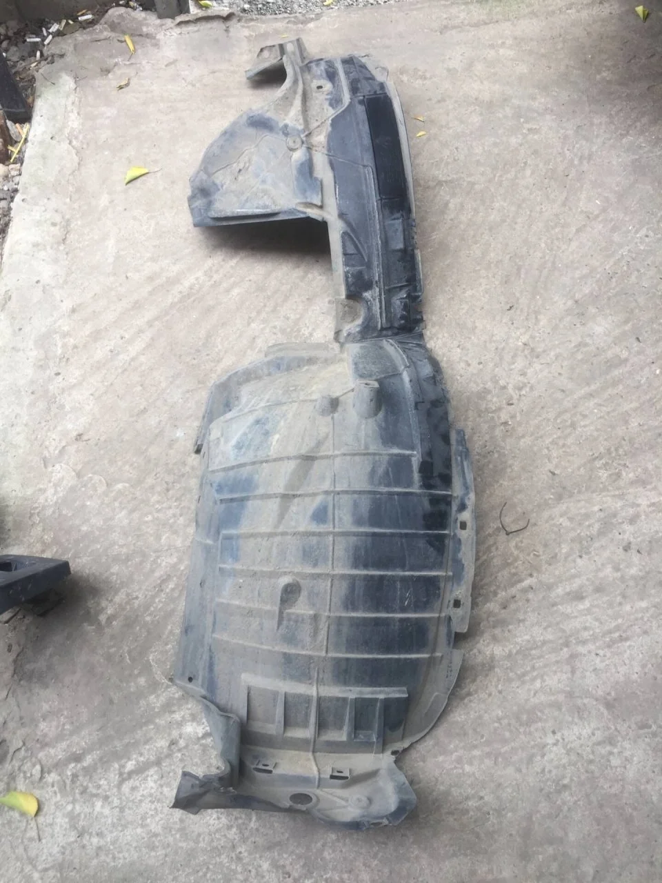 Подкрылок Nissan X-Trail T32 2013-2019 638434CB0A T32, передний левый