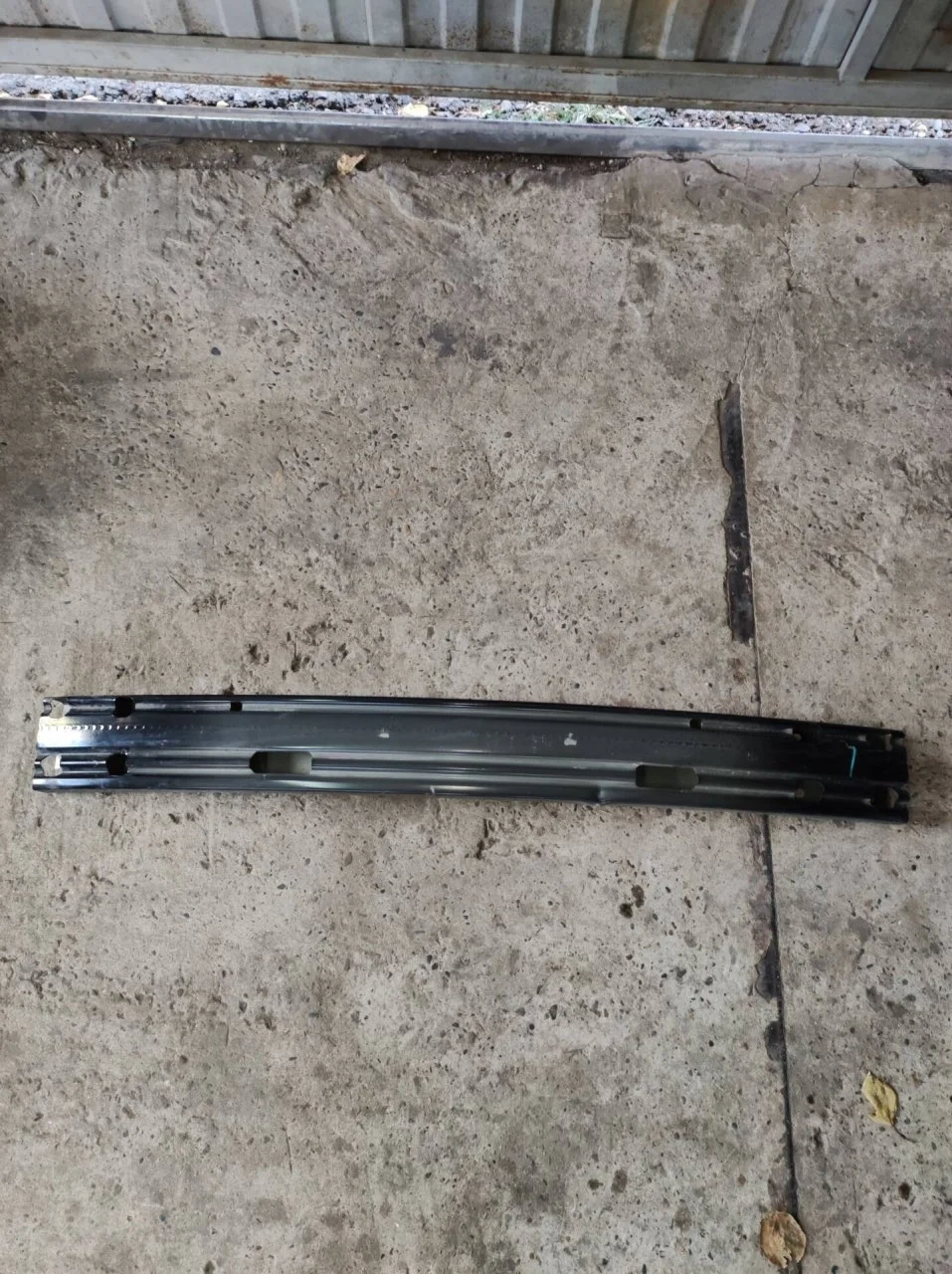 Усилитель бампера Nissan X-Trail T32 850324CC0A T32, задний