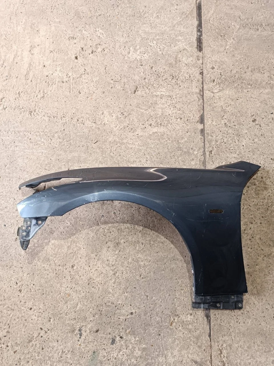 Крыло Infiniti G37 F3101JL0MB V36, переднее левое