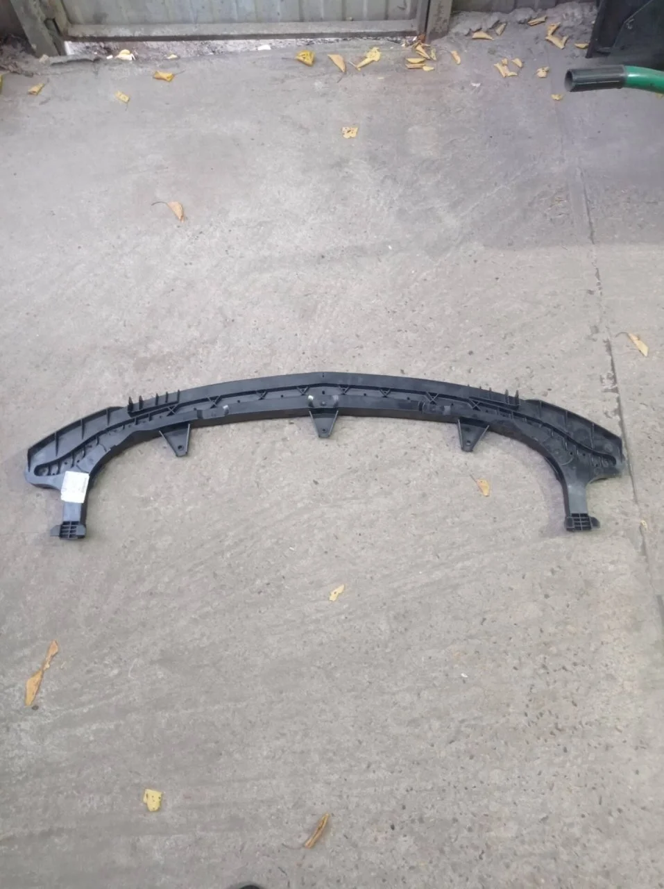 Усилитель бампера Opel Astra J 2009-2012 13321314, передний