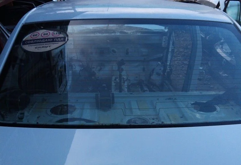 Стекло Renault Logan 8200419024, заднее