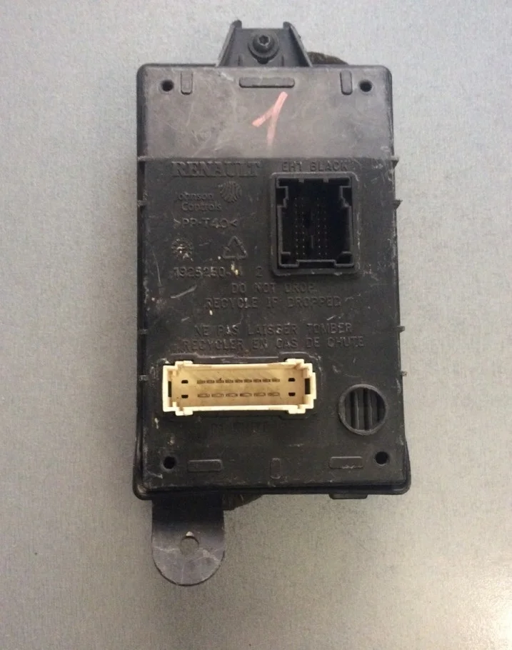 Блок комфорта Renault Logan 1925250