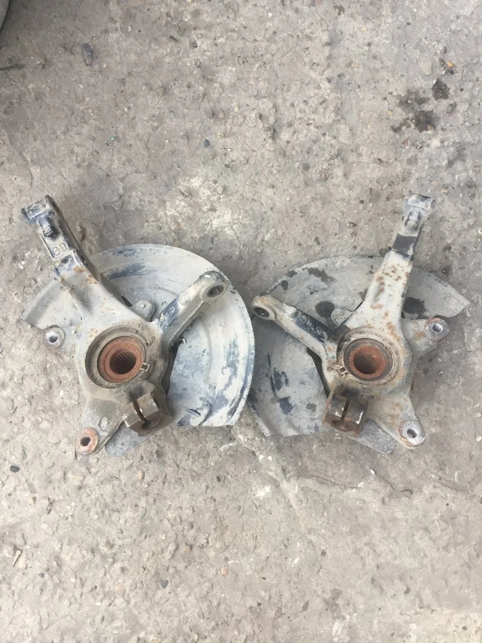 Кулак поворотный Renault Kangoo 2 2013-2021 8200755585, правый