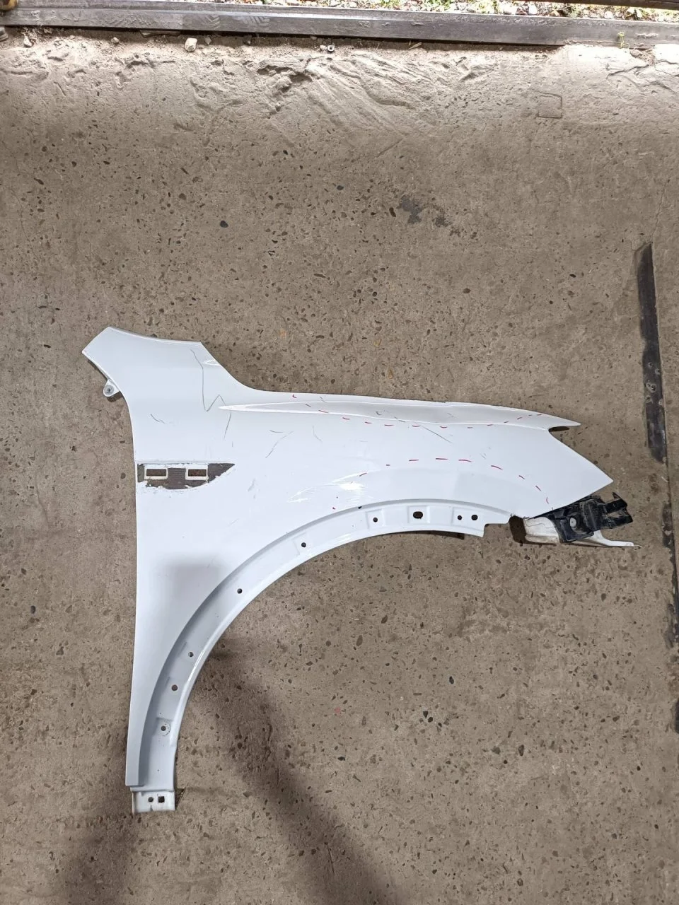 Крыло Renault Arkana 631009273R, переднее правое