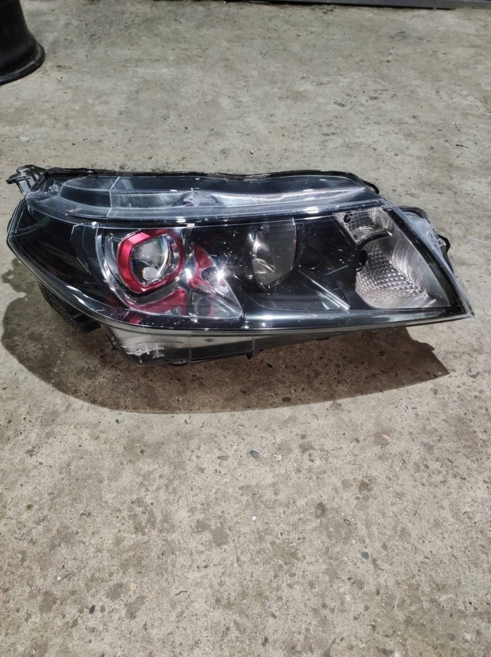 Блок фары Suzuki Vitara 3 10018095, правый