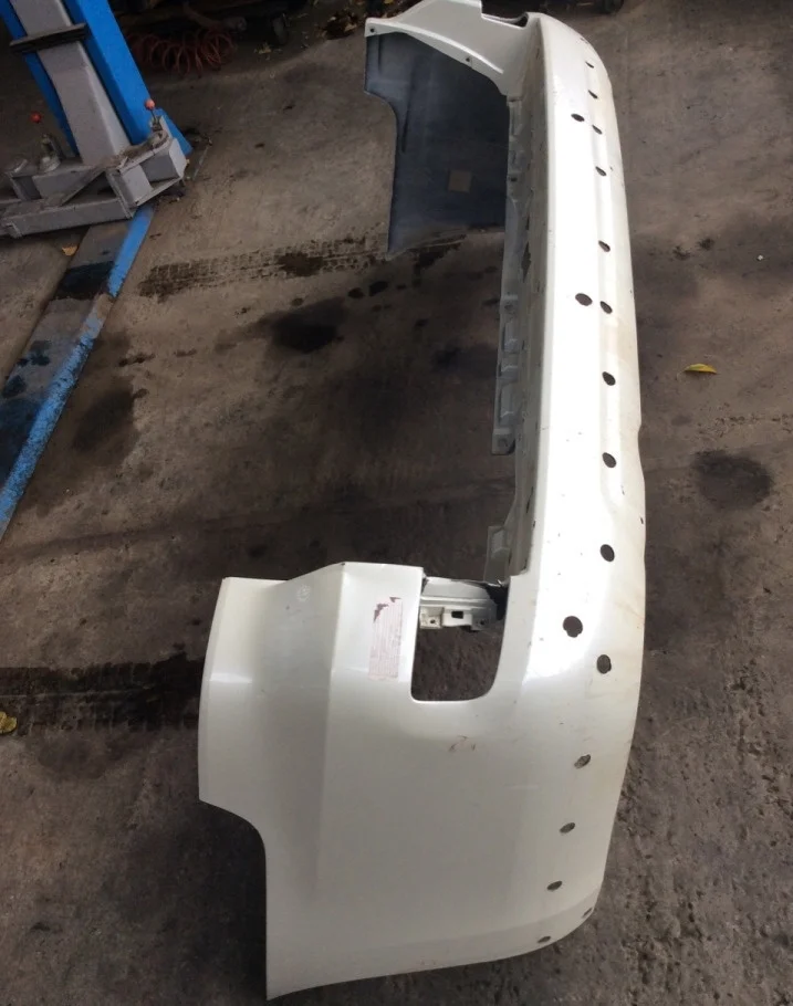 Бампер Toyota Land Cruiser 5215960740 J200, задний
