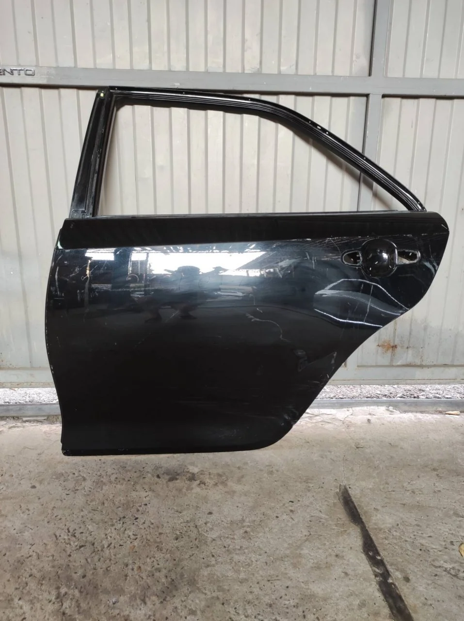 Дверь Toyota Camry 6700433210 V50, задняя левая