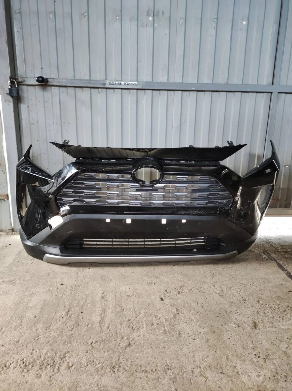 Бампер Toyota RAV 4 5 A50 2018-2024 521190R925, передний