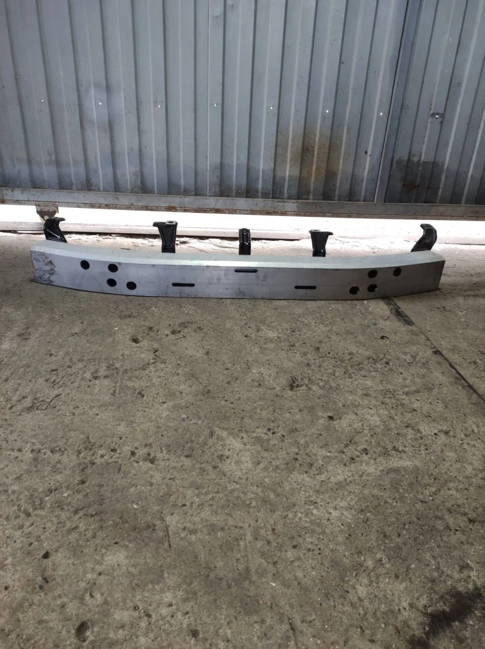 Усилитель бампера Toyota Land Cruiser Prado 5202160210 J150, передний