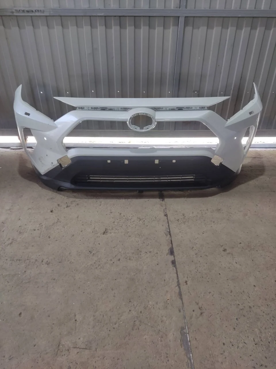 Бампер Toyota RAV 4 5 A50 2018-2024 521190R926, передний