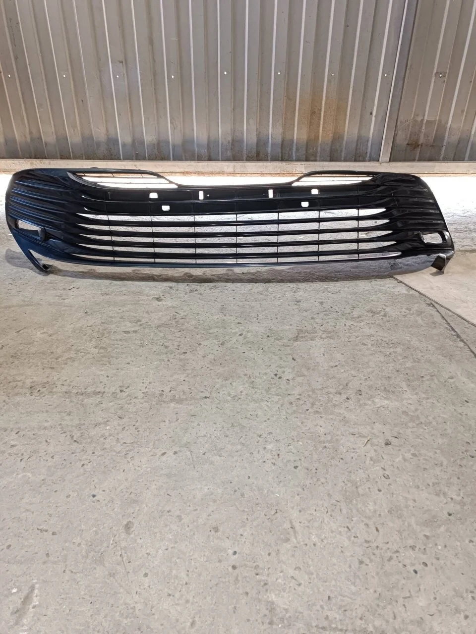 Решетка бампера Toyota Camry 2017-2021 5311333020 V70