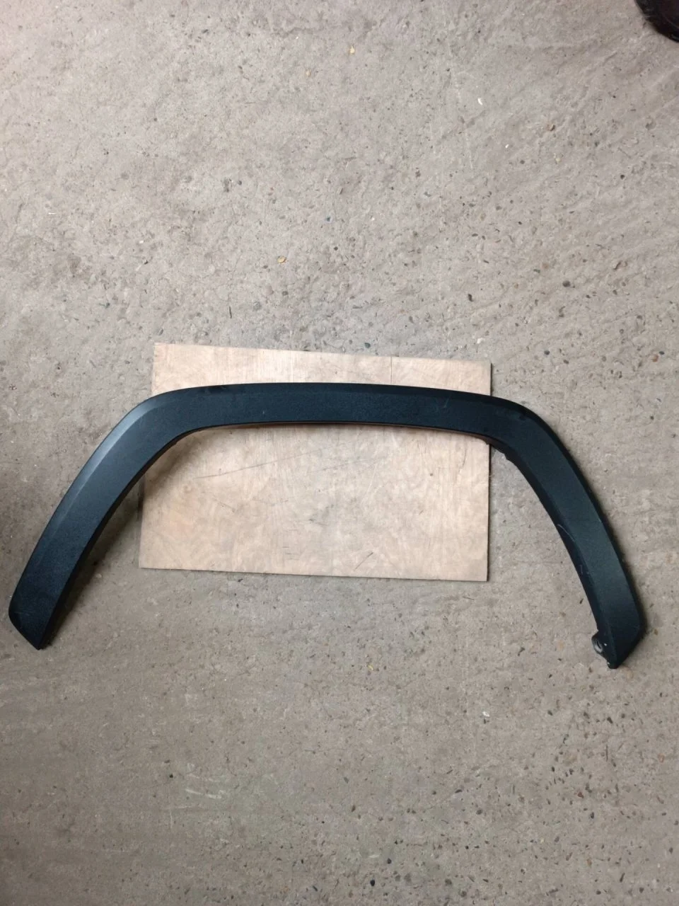 Молдинг крыла Toyota RAV 4 5 A50 7560242160, передний левый