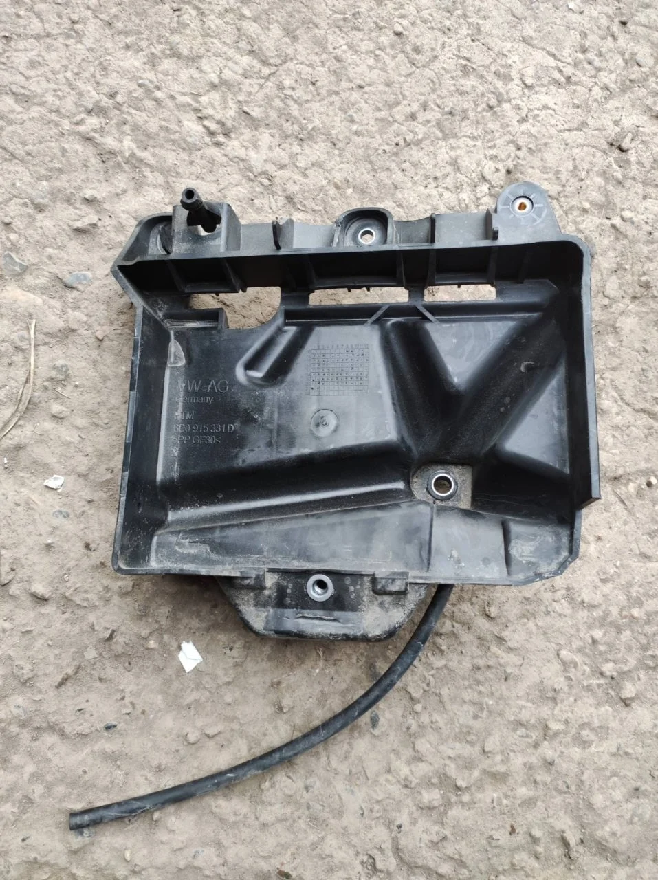 Площадка АКБ Skoda Rapid 2 6C0915331D