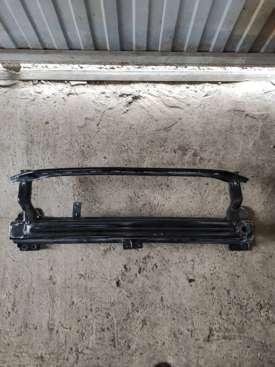 Усилитель бампера Volkswagen Polo 6 6N5807109, передний