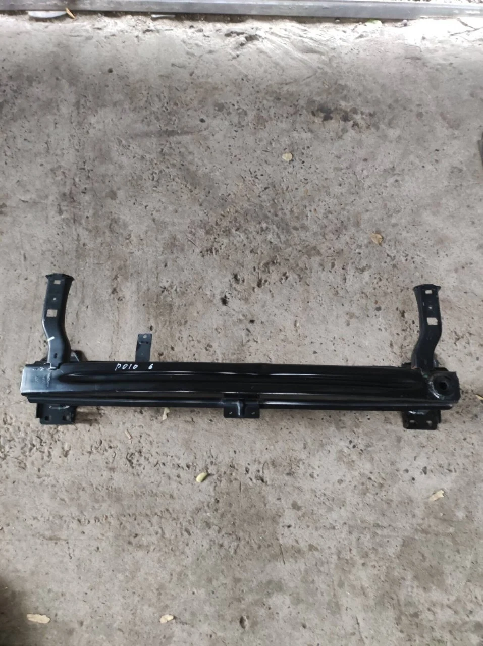 Усилитель бампера Volkswagen Polo 6 6N5807109, передний