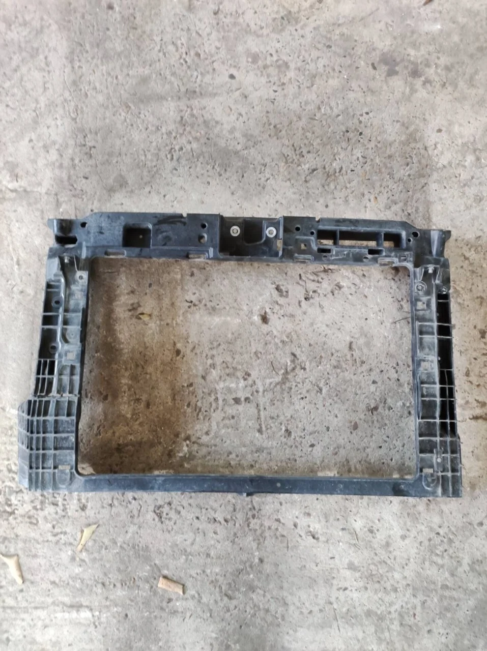 Панель телевизор Volkswagen Polo 6 60U805588E, передний