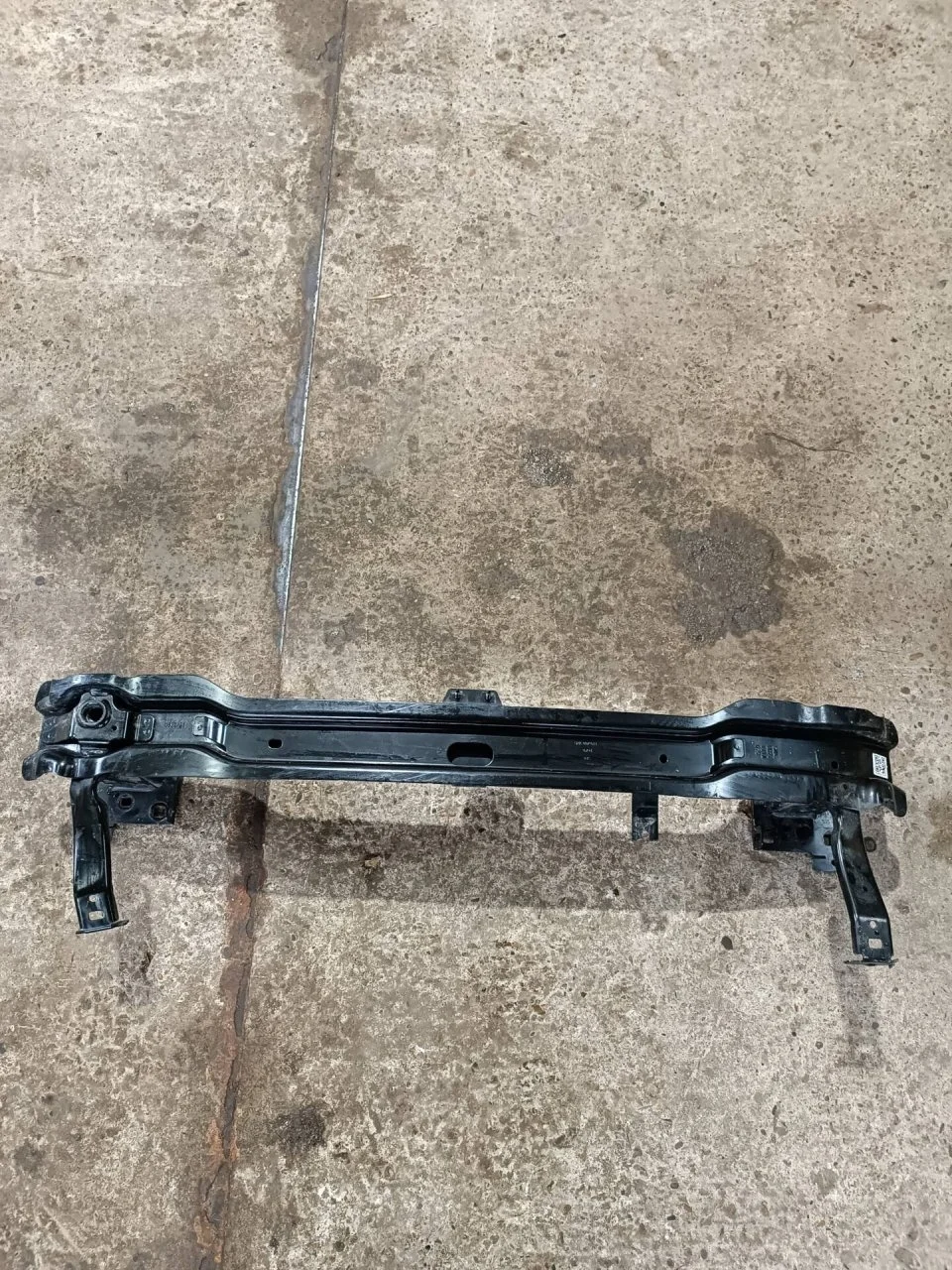 Усилитель бампера Volkswagen Tiguan 2 2020-2024 5NA807109M, передний