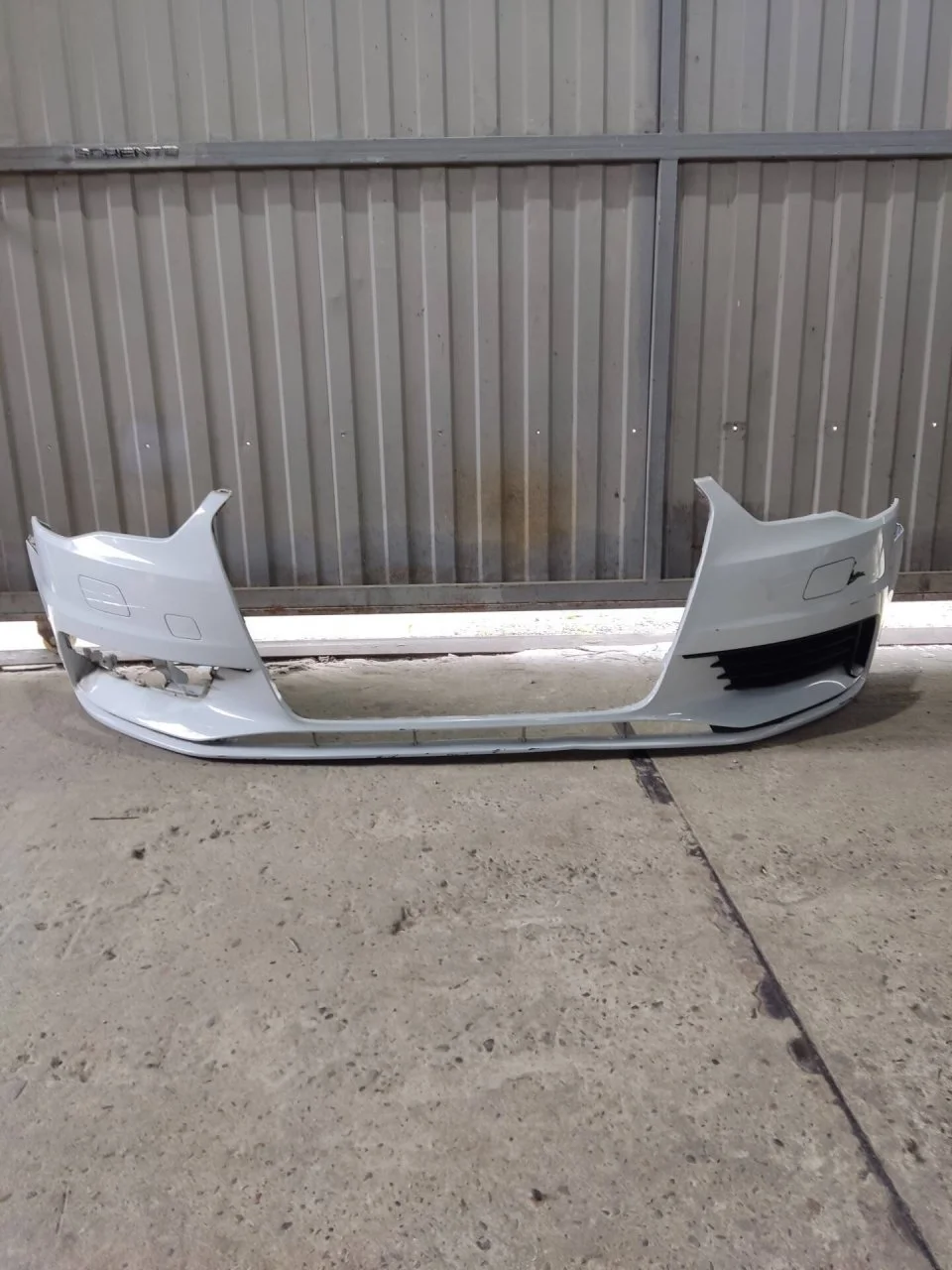 Бампер Audi A3 8V 8V5807065QGRU, передний