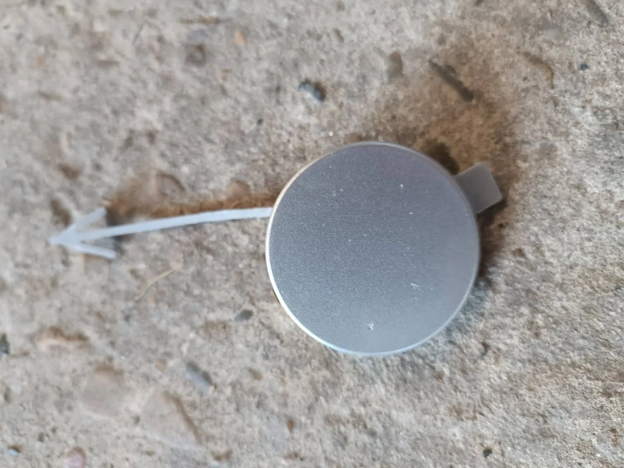 Заглушка буксировочного крюка Skoda Octavia A7 2013-2017 5E0807241