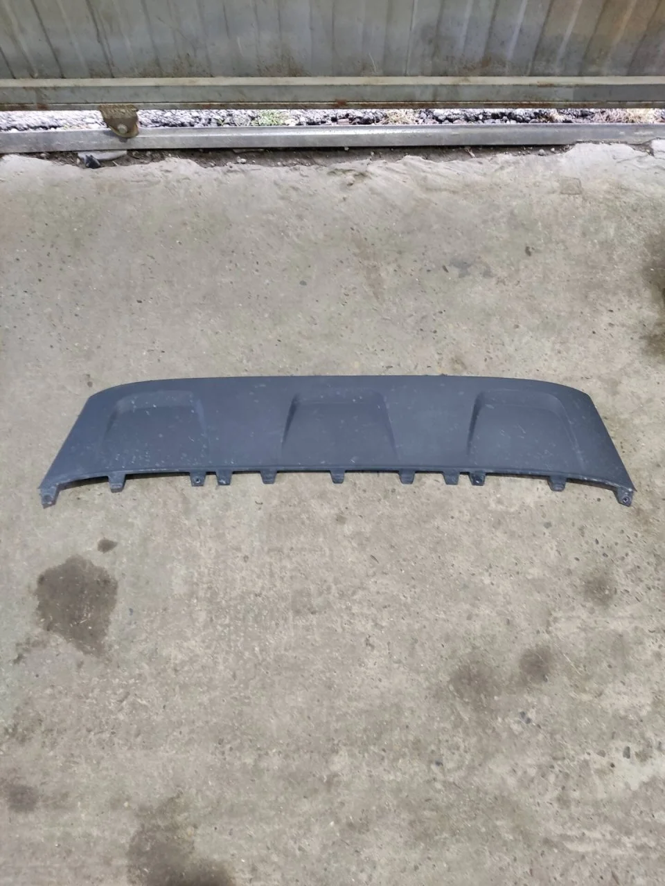 Губа бампера Audi Q7 2015-2020 4M0807733, передняя