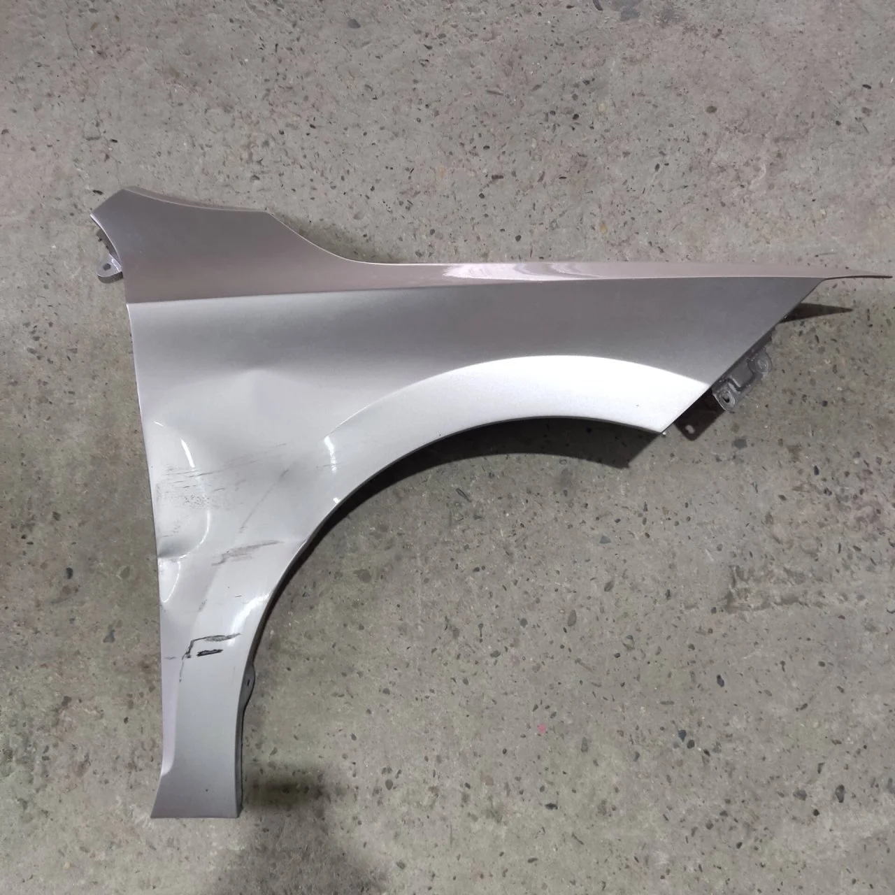 Крыло Skoda Rapid 2019-2024 60U821022A, переднее правое